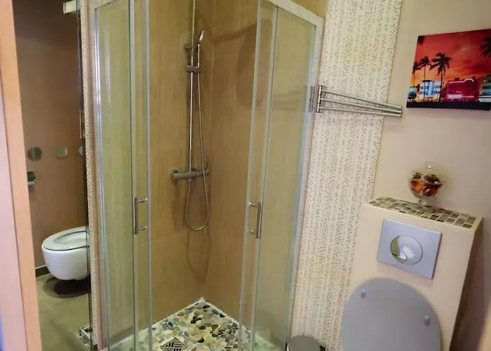 Le Repaire D'antibes Atypique Proche Parc Et アパート *