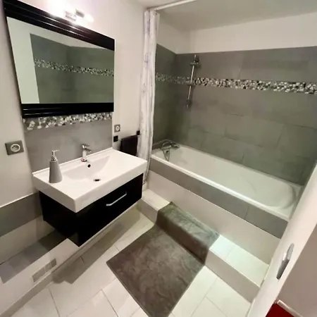 Apartment Le Repaire D'antibes Atypique Proche Parc Et *